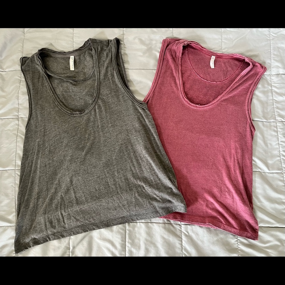 2 FREE PEOPLE MOVEMENT SIZE LARGE OPEN SIDES